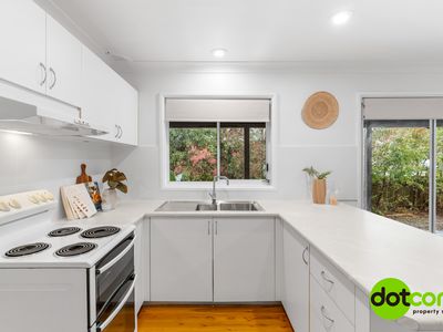 1 Lloyd Avenue, Chain Valley Bay
