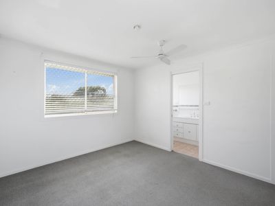 3 / 66 South Street, Tuncurry