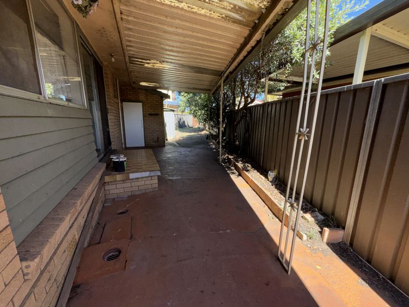 1 Harvey Avenue, Moorebank