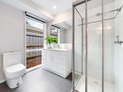 7 Filbert Ct, Cranbourne North