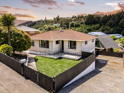 12 Salisbury Road, Bradford