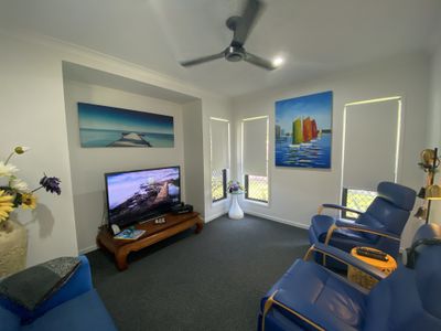 8A Layde Court, Urangan