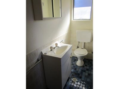 4 / 9 Melinda Grove, Lake Heights