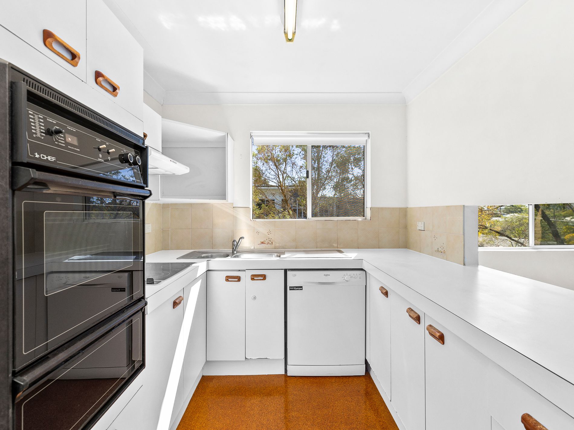 8 / 30 Waverley Rd, Taringa
