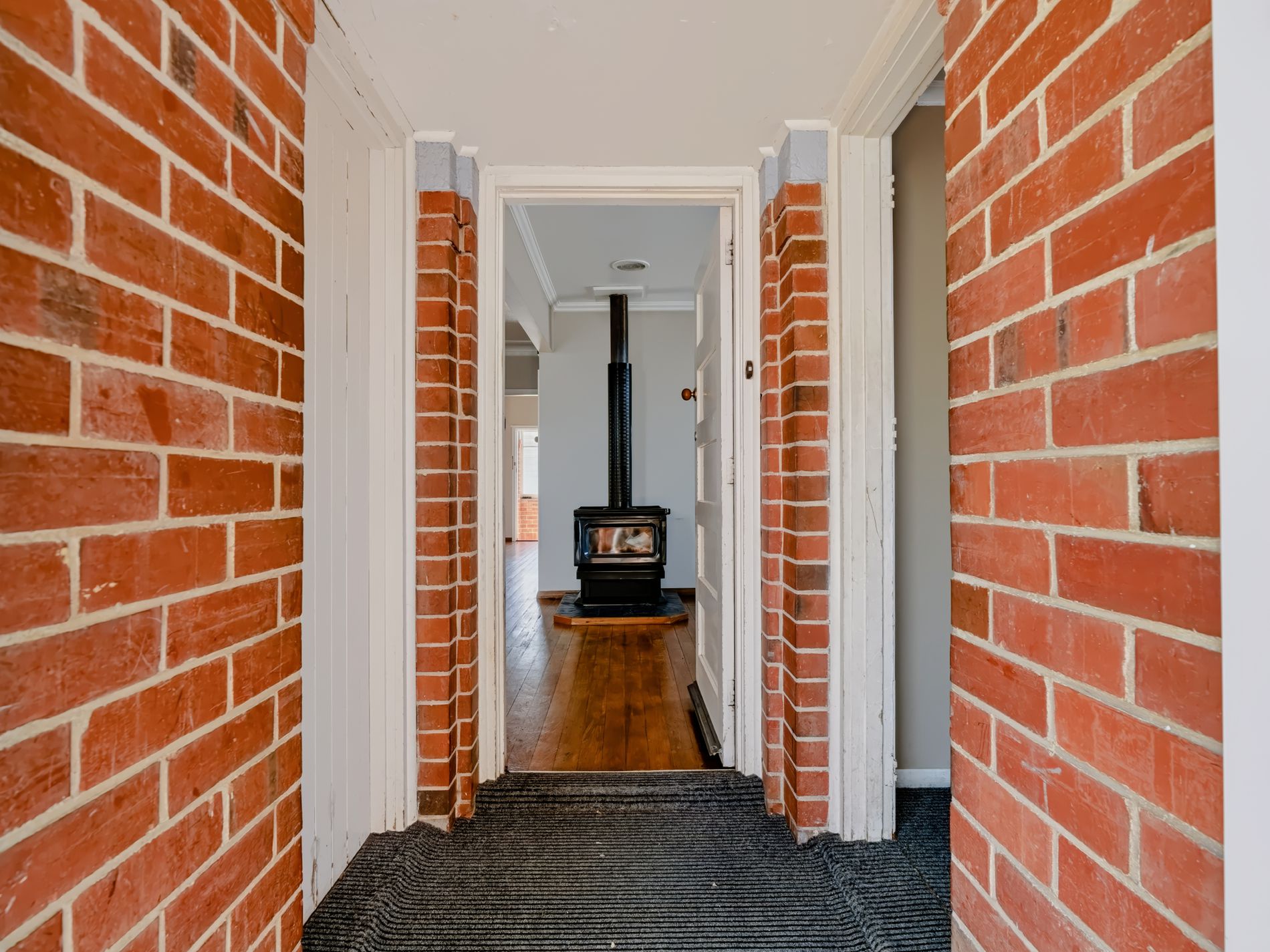 56 Centennial Avenue, Milton
