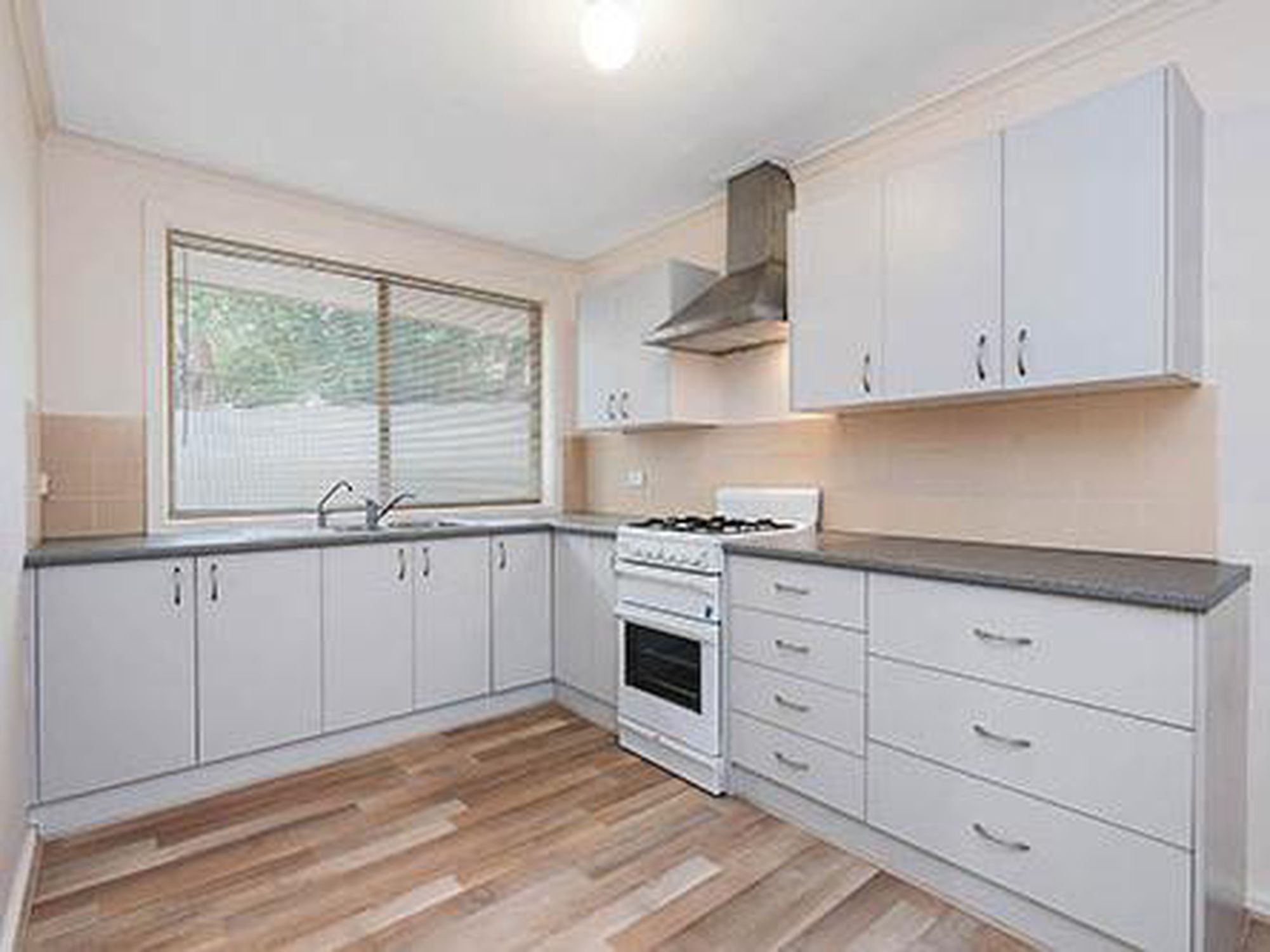 20 Roclin Avenue, Newton