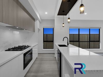 8 Puggle Way, Tarneit