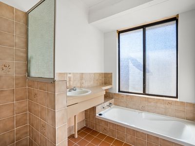 34 RICKETTS COURT, Rockingham