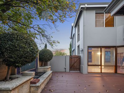 6 Old Jacaranda Way, Subiaco