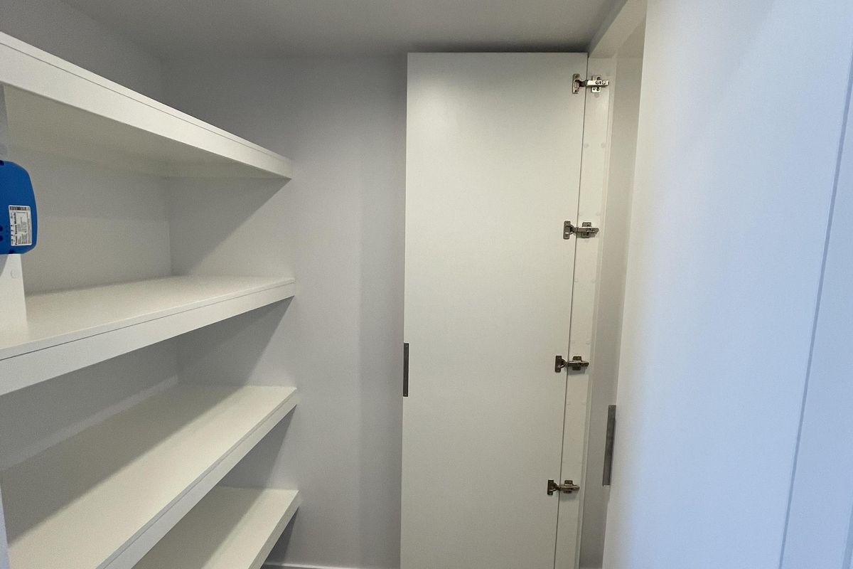 1601 / 8 Chambers Court, Epping