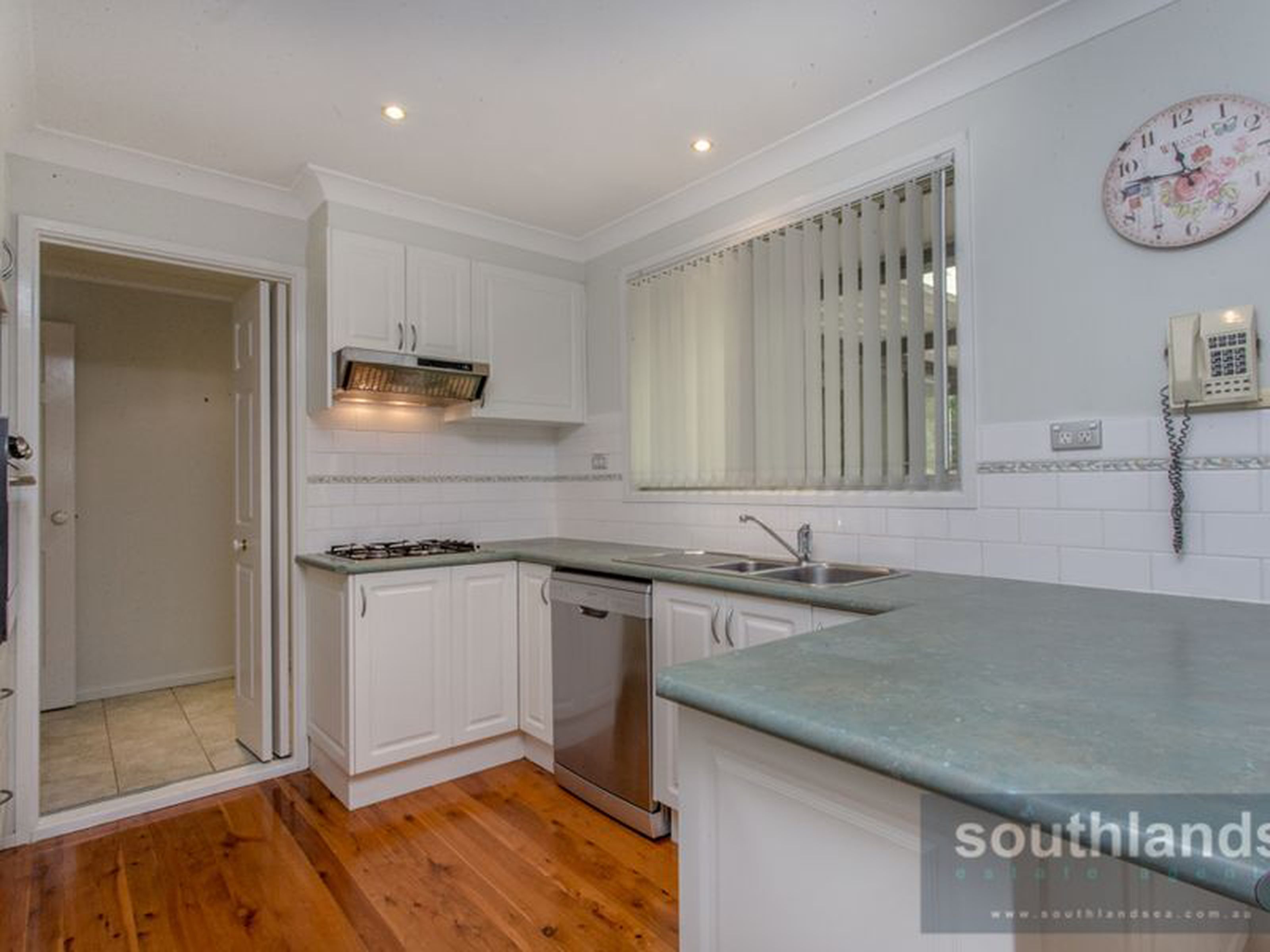 42 Peppermint Crescent, KINGSWOOD