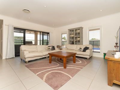 363 Macquarie Street, Dubbo