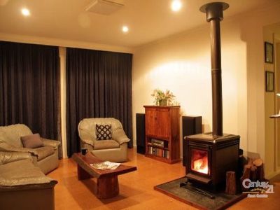 7 Barracks Close, Dubbo