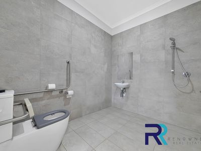 71 James Melrose Drive, Brookfield