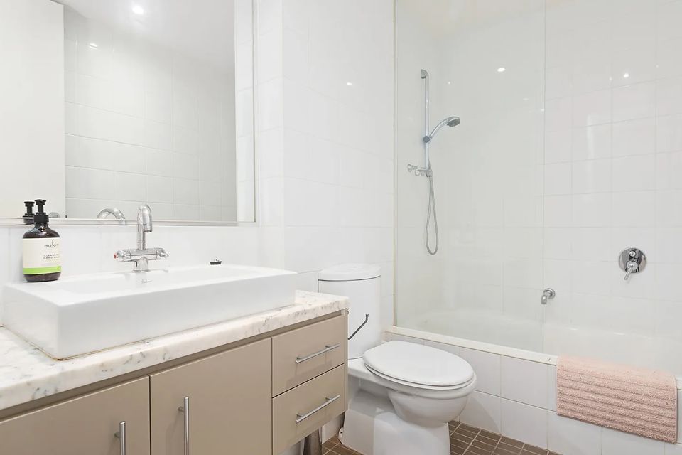 10 / 185 Auburn Road, Hawthorn