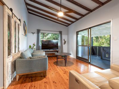1 Frangipanni Ct, Montville