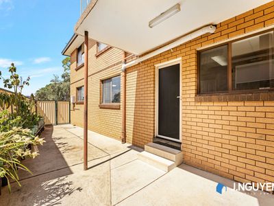 2 Drummoyne Crescent, St Johns Park