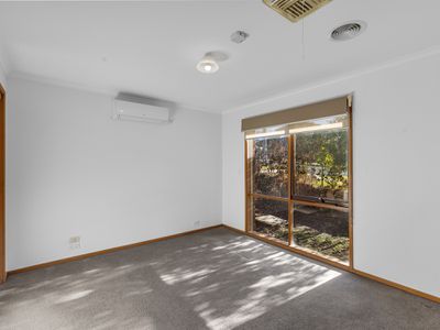 5 Priestley Crescent, Seymour