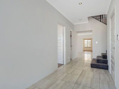 41 Trumpeter Parade, Yanchep