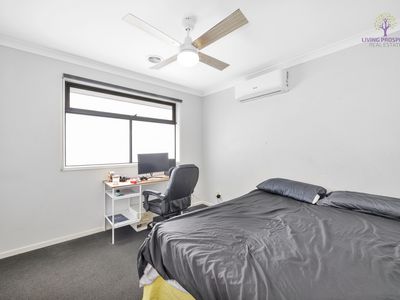 24 Vanguard Crescent, Point Cook