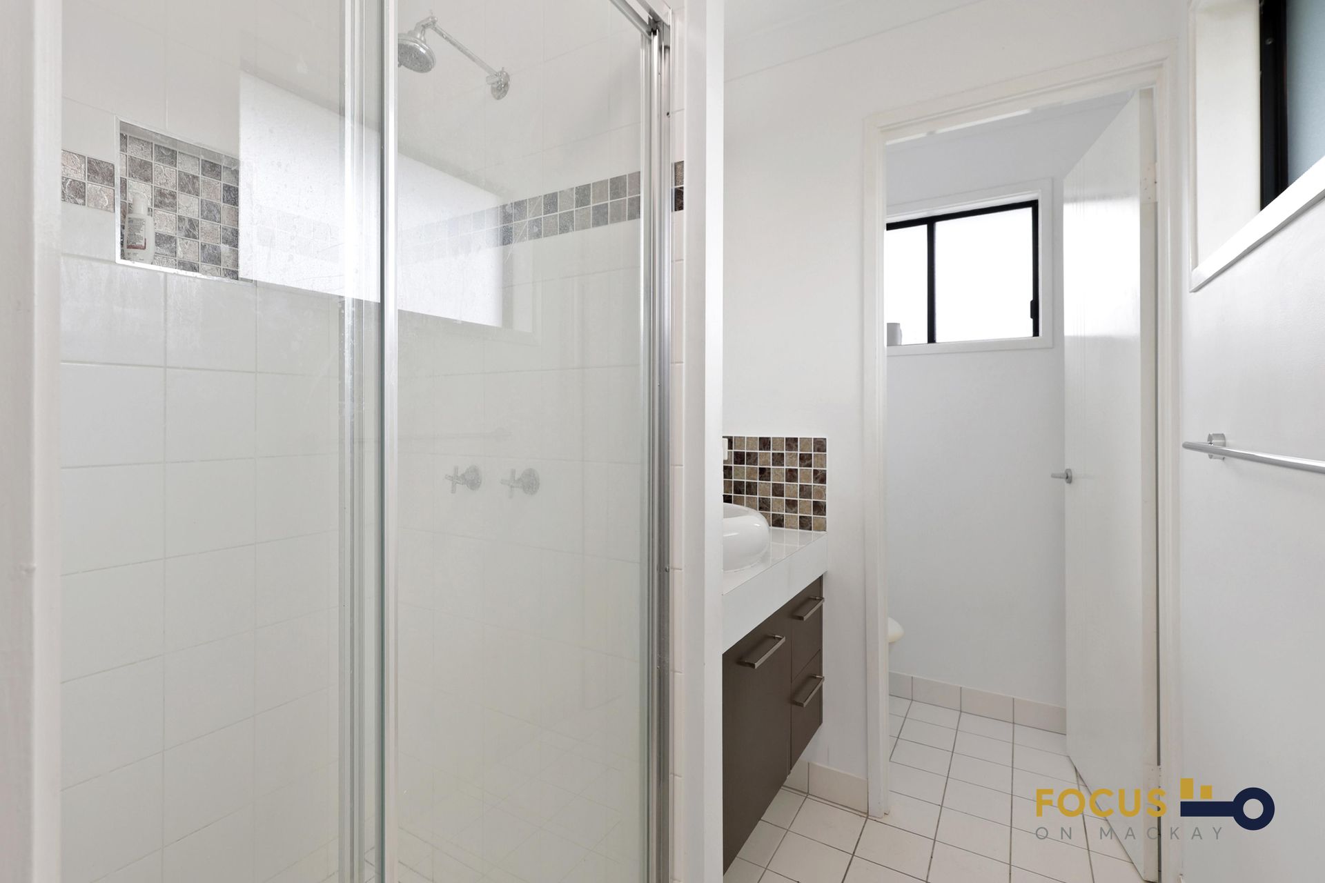 5 Rudd Street, Rural View