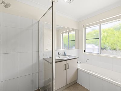 Unit 1 / 20 Tempest Drive , Glenvale