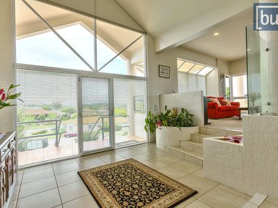 4 Maynet Pl, West Albury