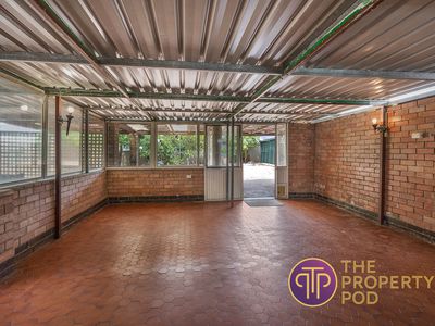 50 Howes Crescent, Dianella