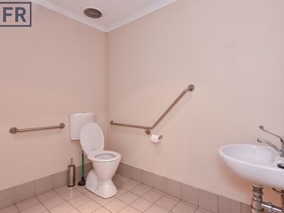 1/28 Hammond Road, Cockburn Central