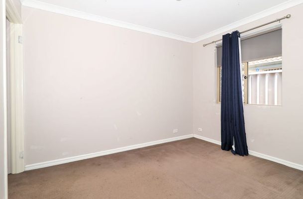 32 Argonaut Avenue , Waikiki