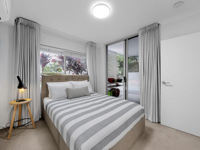 1 / 166 Herston Rd, Herston