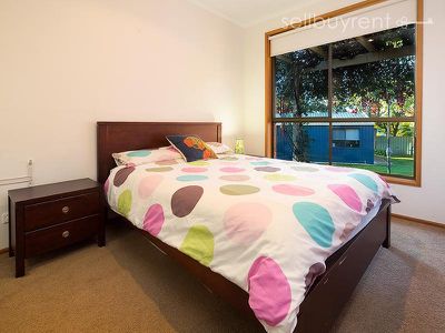 23 MCCULLOCH CRESCENT, Wodonga