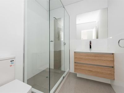 1/172 Loftus Street, North Perth