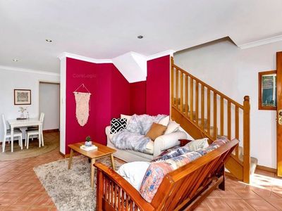 5 Lansdowne Road, South Perth