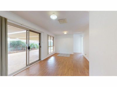 7 Todman Court, Dubbo