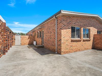 6 / 23 Oakland Avenue, Windang