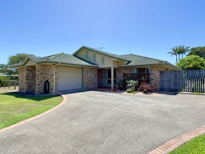 18 Orchid Avenue, Urangan