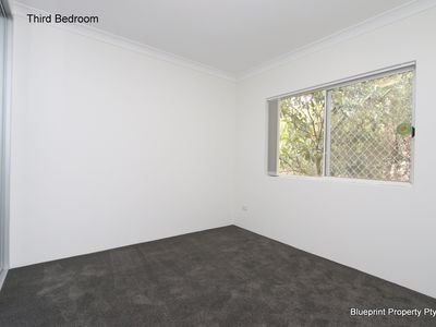 1 / 10 Hargrave Road, Auburn