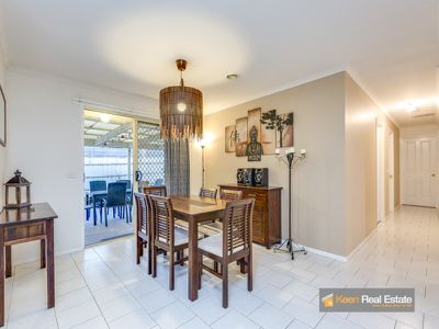 1 Strabane Way, Hampton Park