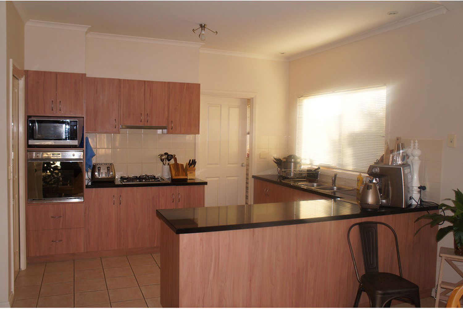 4 / 16 McTavish Boulevard, Horsham