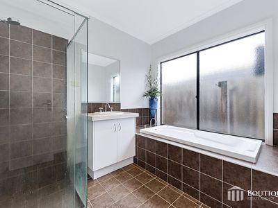 40 Rodlarni Crescent, Berwick