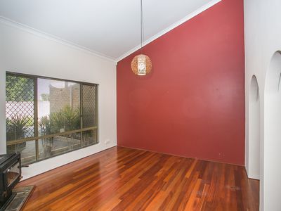 5/51 Kirkham Hill Terrace, Maylands