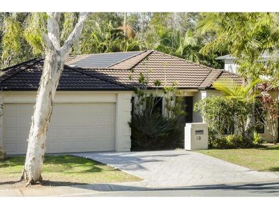 16 Dun Street, Tewantin