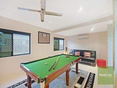 6 Lord Howe Promenade, Douglas