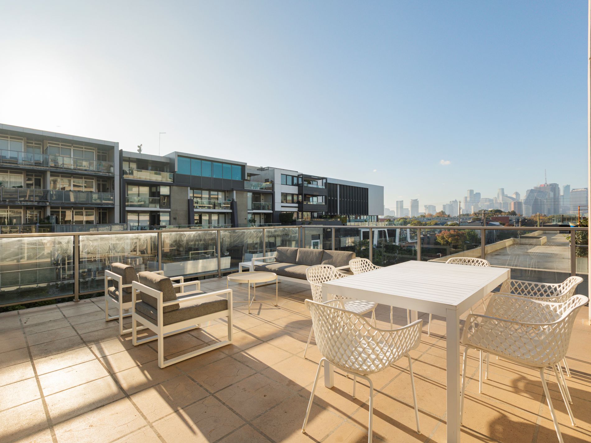 401 / 54 Nott Street, Port Melbourne