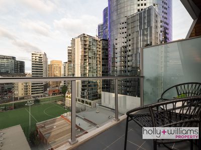 901 / 33 Claremont Street, South Yarra