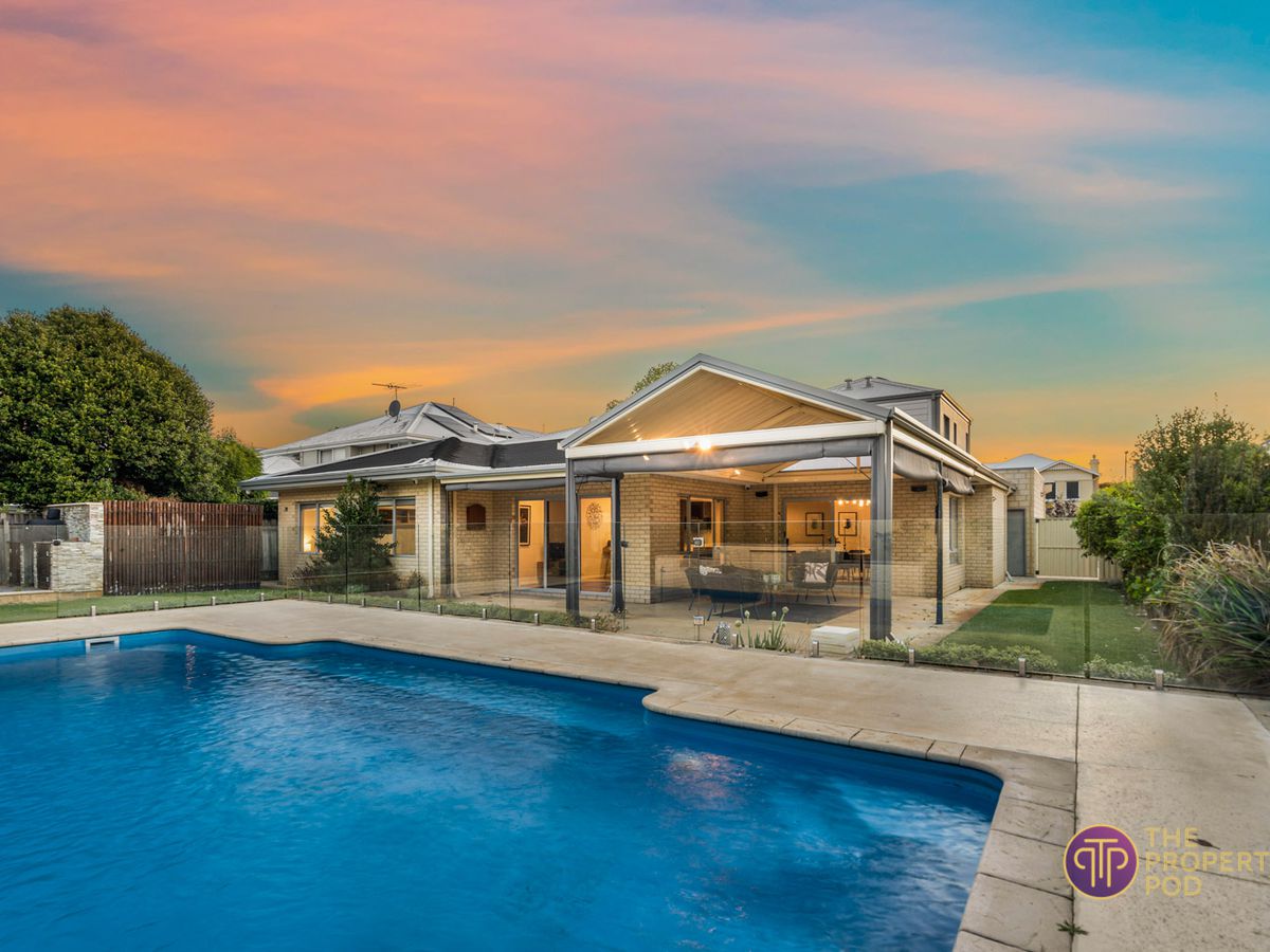 15 Karri Avenue, Canning Vale