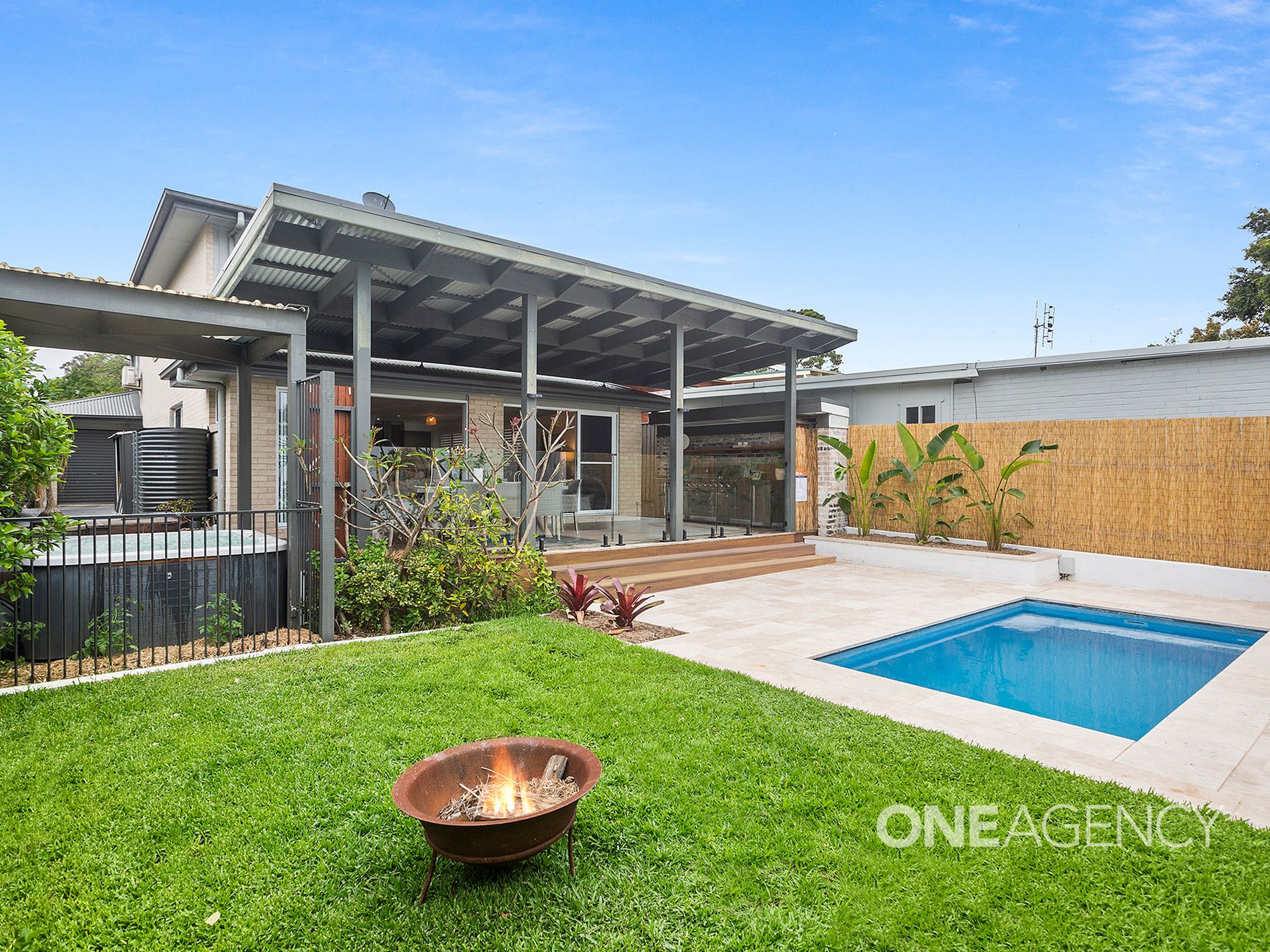 21 Huxley Street, Nowra