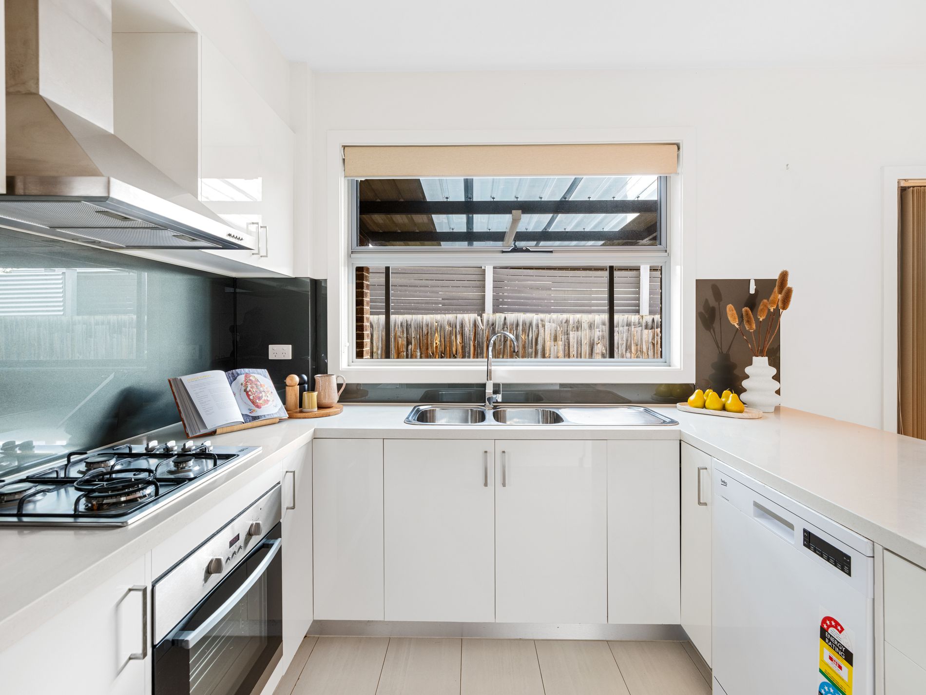 2 / 9 Coleman Court, Maidstone