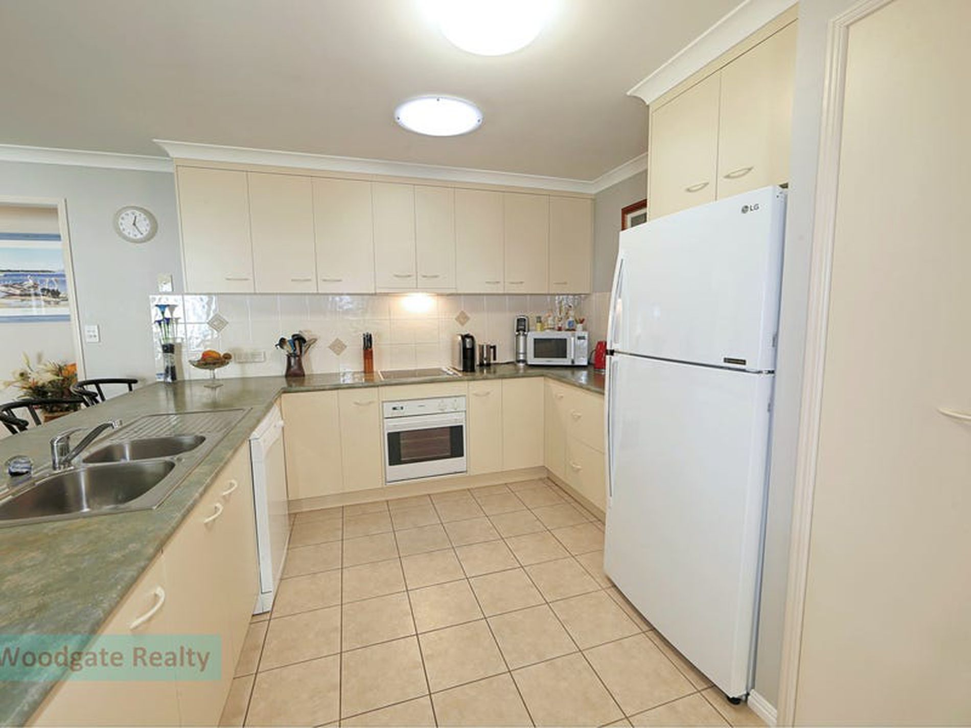 16 Emperor St, Woodgate